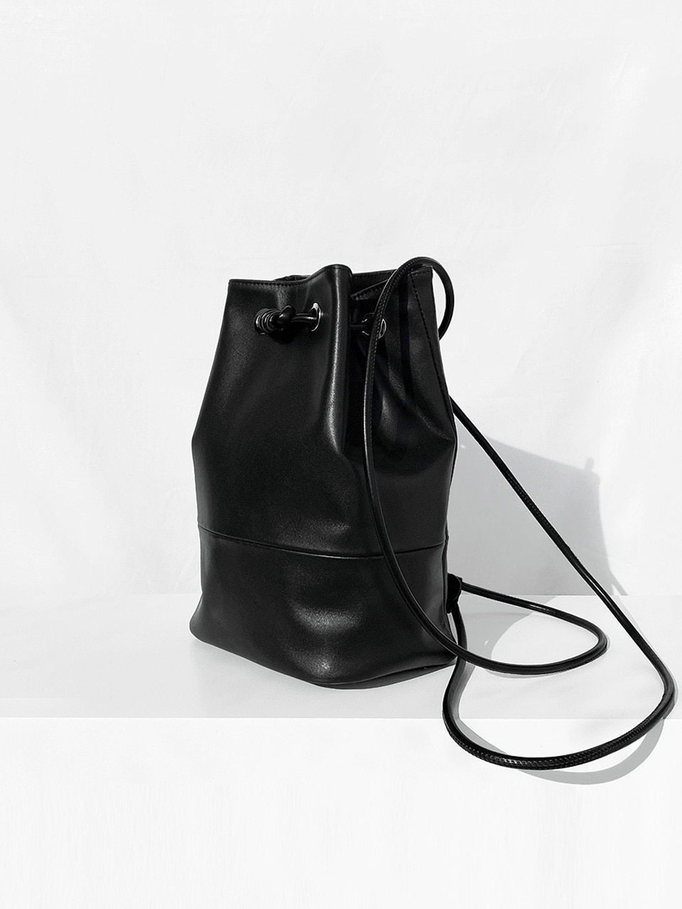 Black winsome backpack
